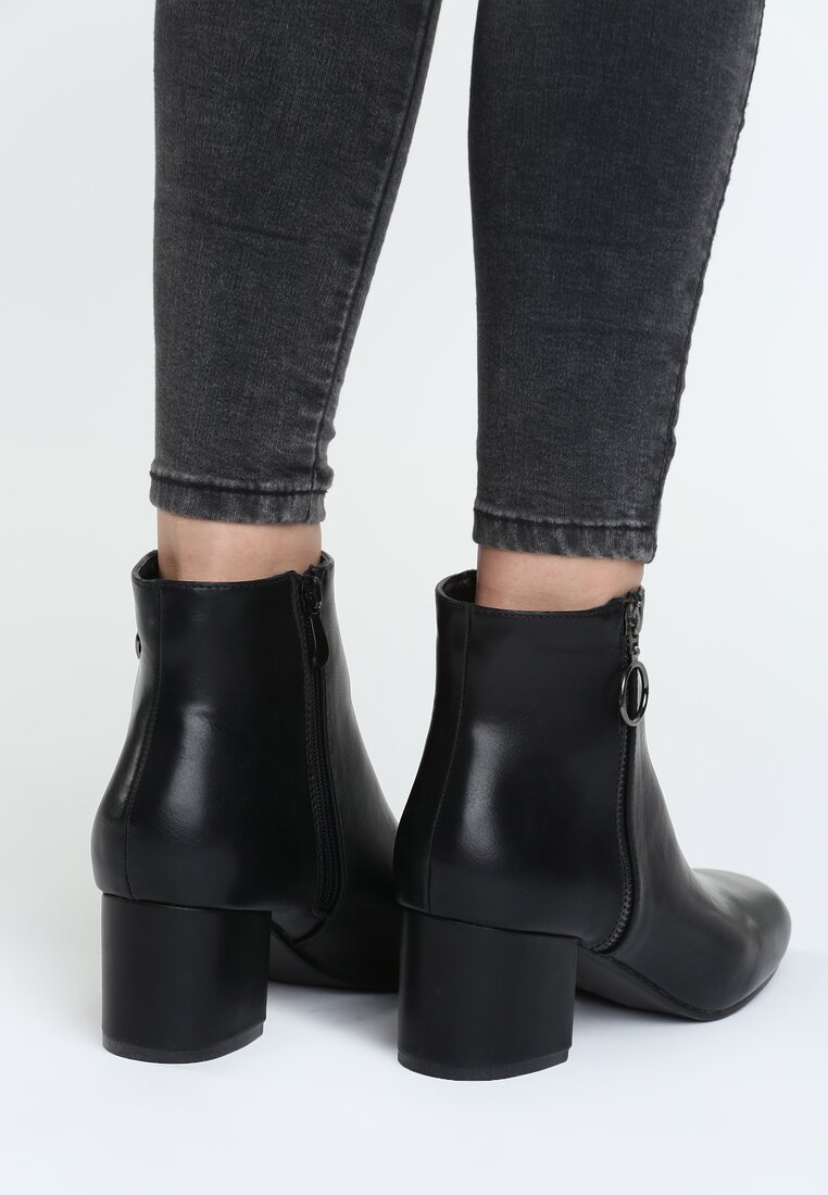 Botine Negre